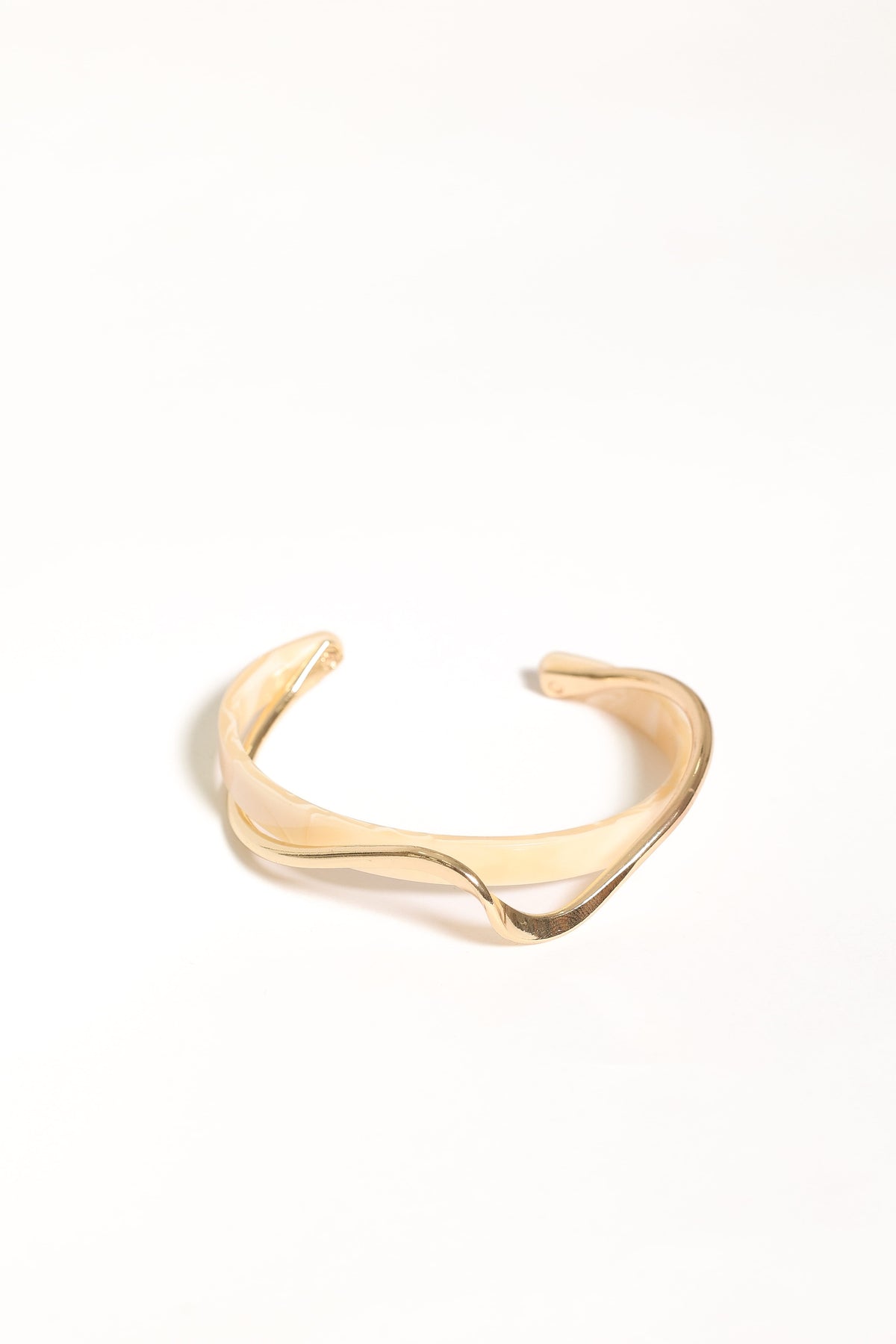 Cynthia Bracelet - Gold Pearl