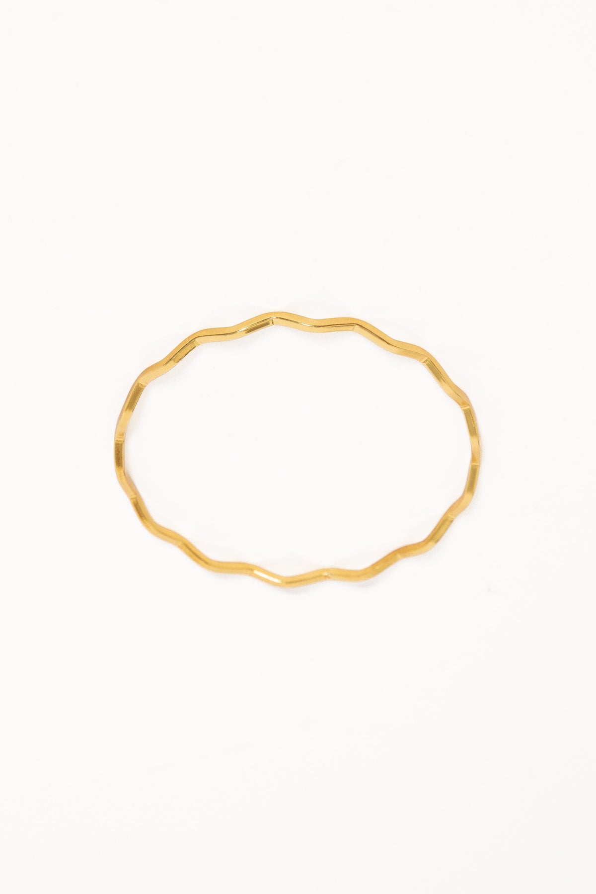 Layla Wave Bangle - Gold