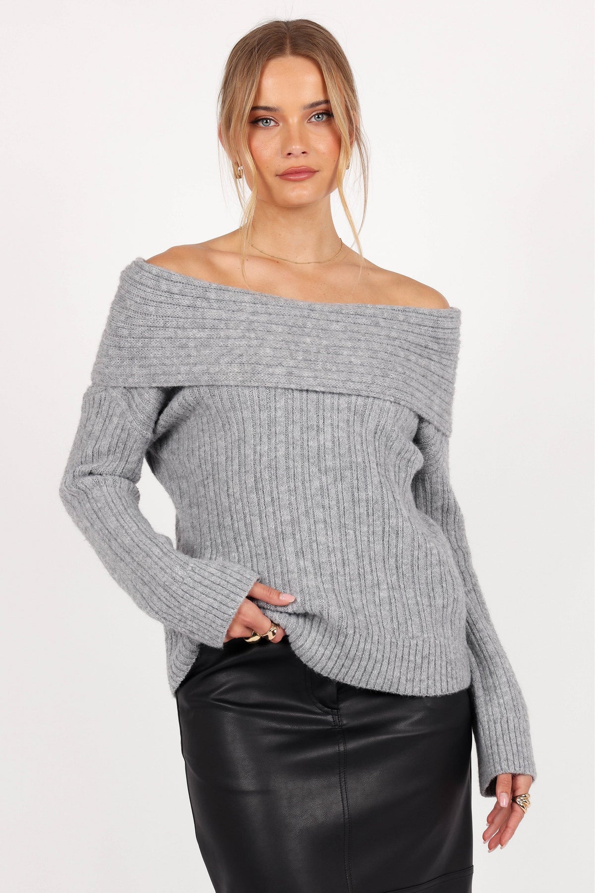 Kenny Off Shoulder Knit Sweater - Grey