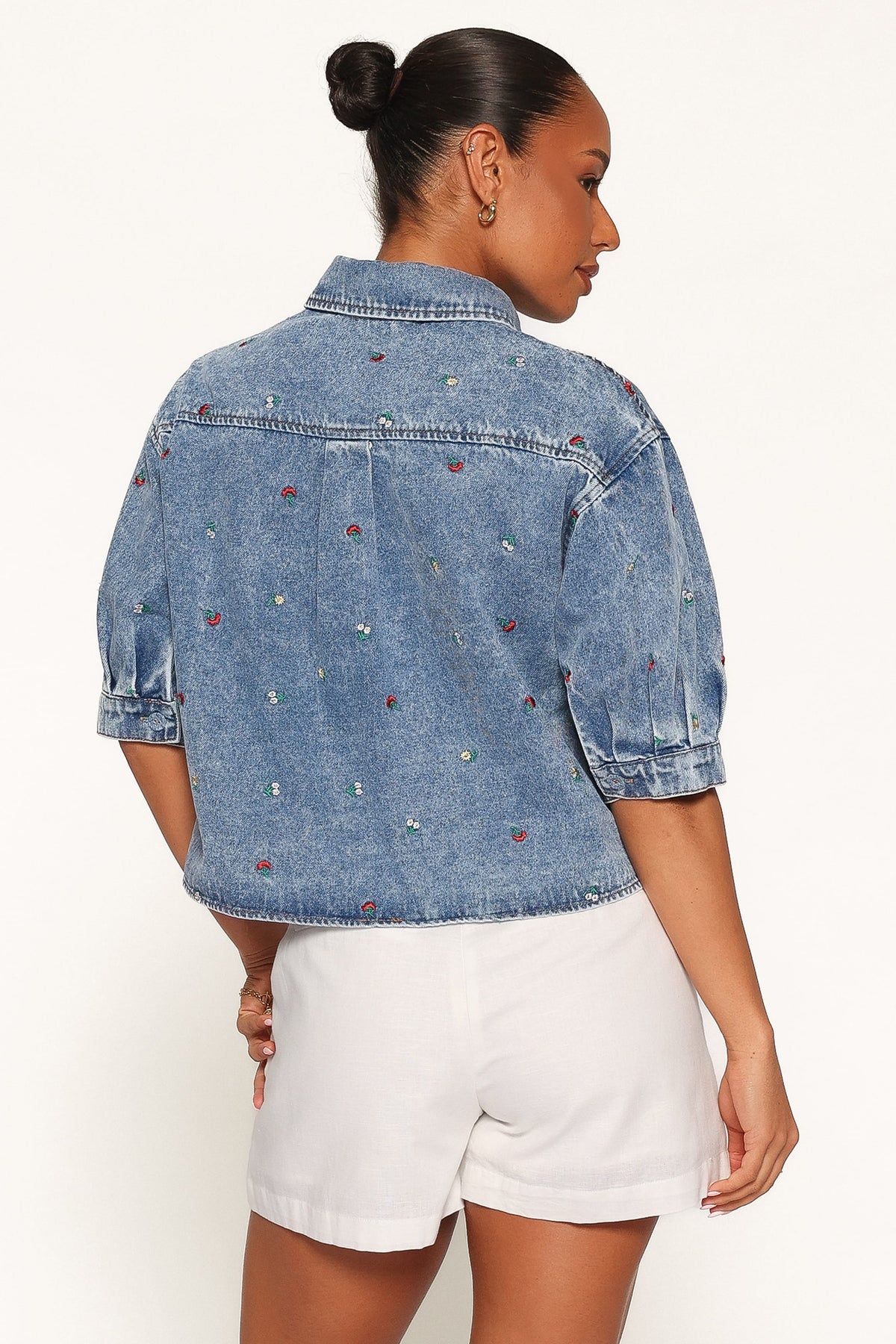 Nerys Embroidered Shirt - Medium Wash