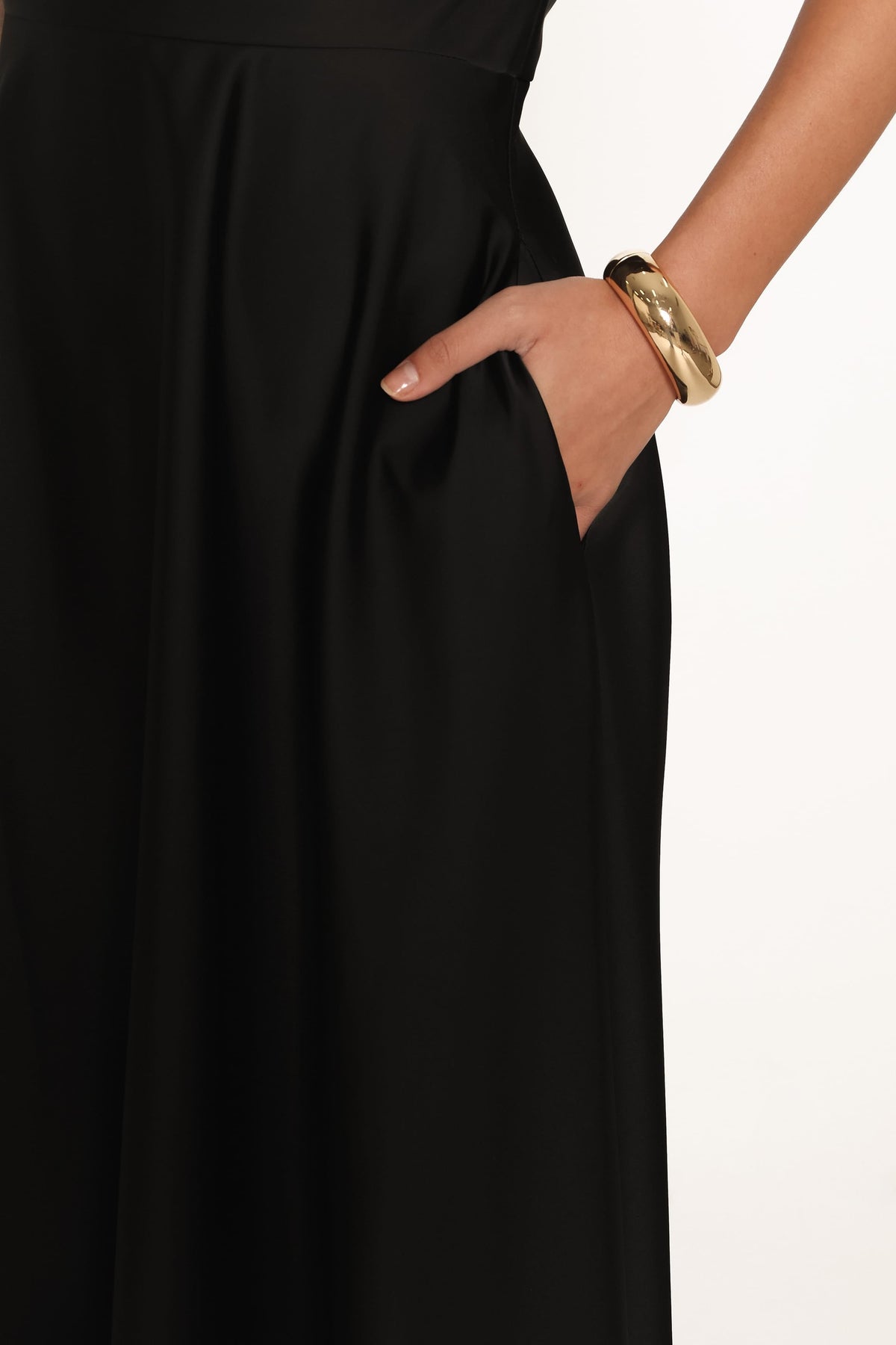 Alyce Maxi Dress - Black