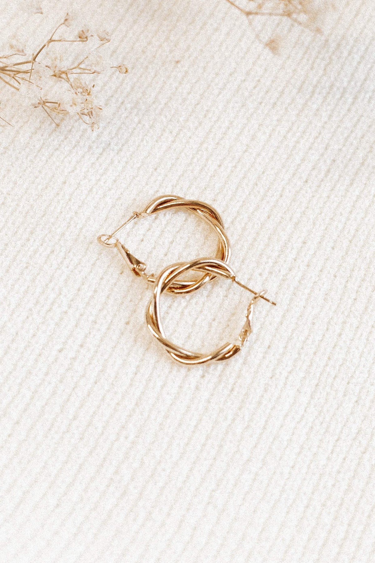 Armina Earrings - Gold
