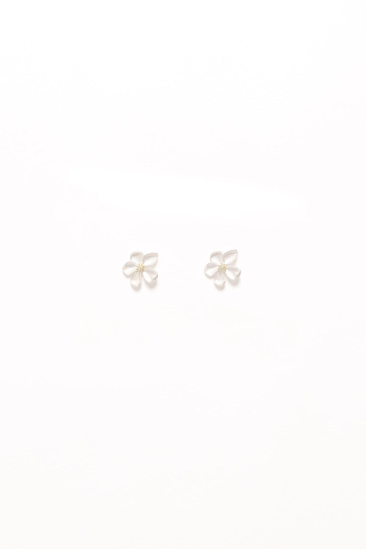 Gisella Flower Earrings - White