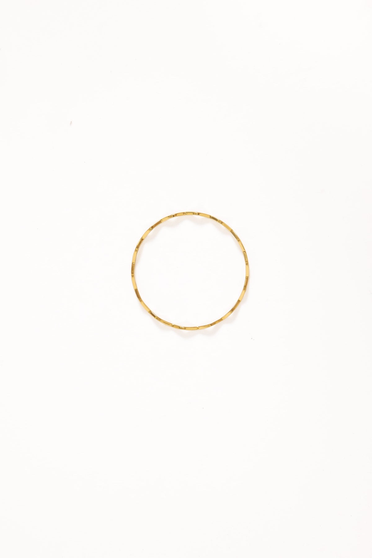 Layla Wave Bangle - Gold