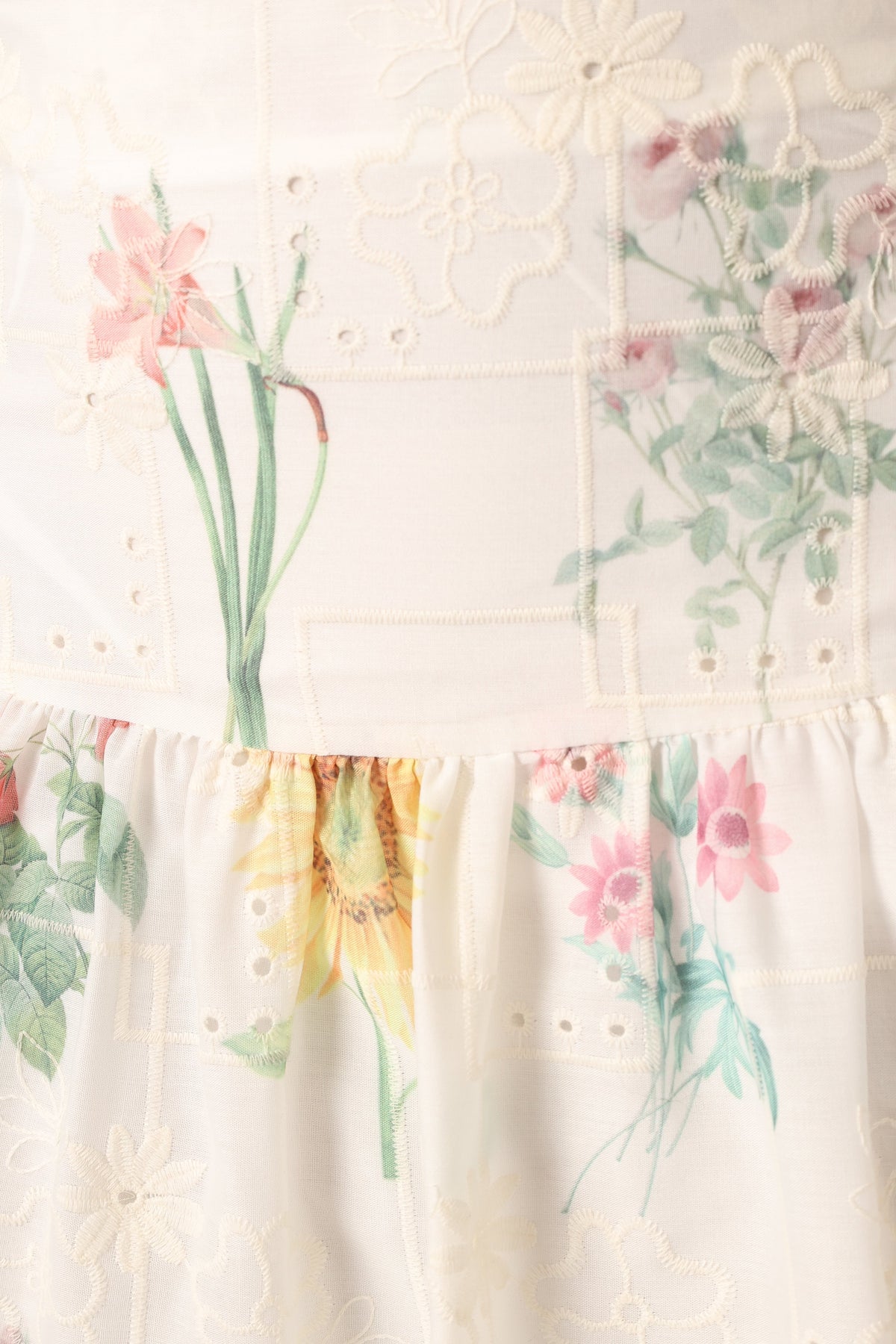 Kara Two Piece Set - White Floral